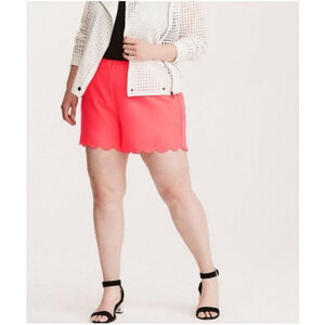 Torrid Scalloped Edge 16 Coral Shorts Festival Artsy Girly